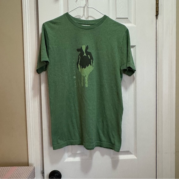 Rare Ben & Jerry’s by Sustainu and Green Graphic T-Shirt US Made - Picture 1 of 6